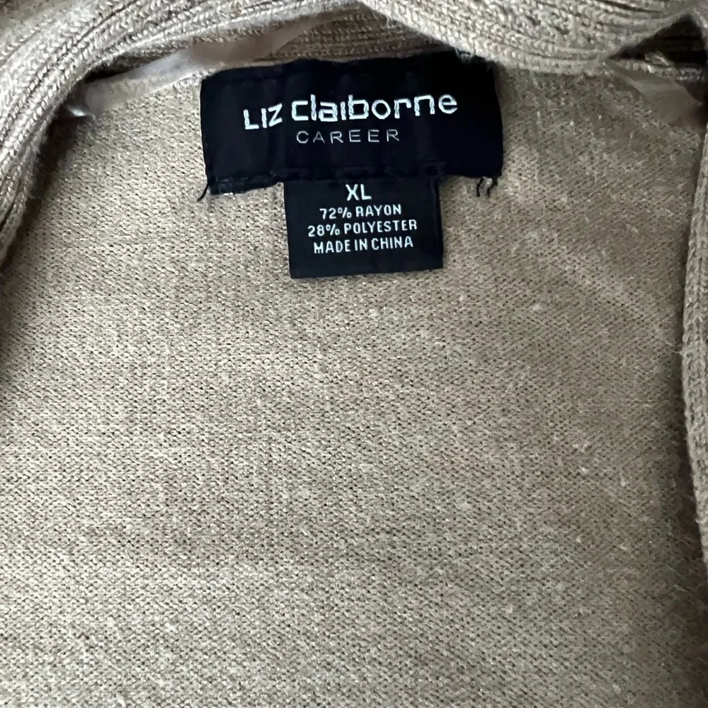 Cardigan - Picture 2 of 3